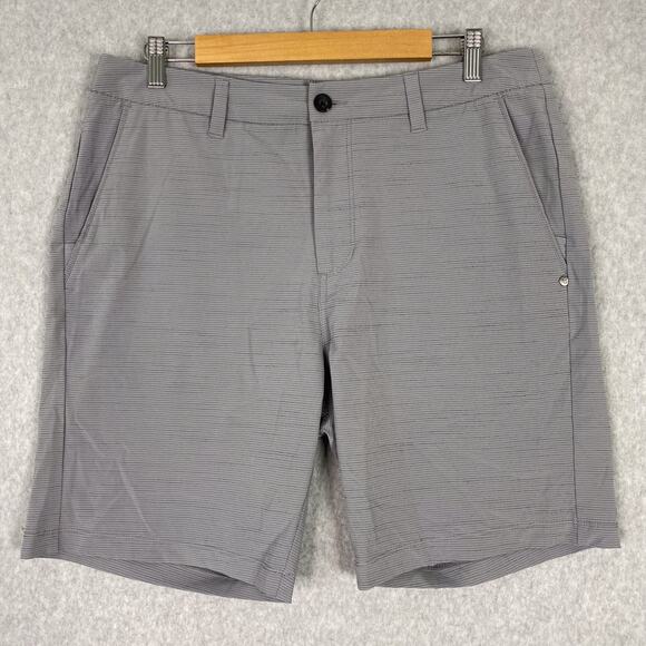 Vuori Shorts Mens 32 (Fits 35) Golf Pebble Short in Steel Grey Lightweight - Picture 1 of 11